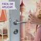 Adesivo de Porta Cole��o Inspirada em Princesa com Lindo Vestido Rosa Delicado e Castelo no Fundo