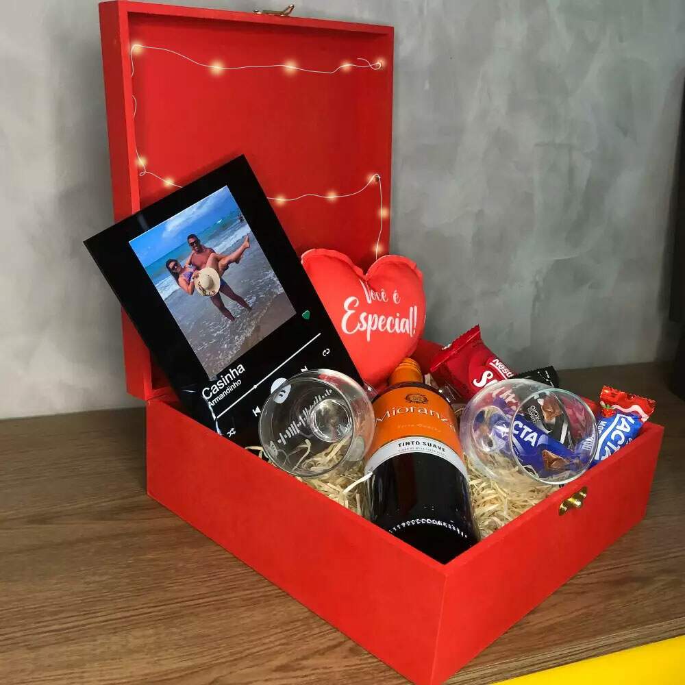 Kit Caixa com luzes e Placa e Cora��o e Mini Fotos Personalizado