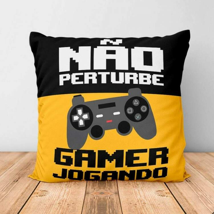 Almofada Decorativa No Pertube Game Jogando