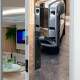 Adesivo de Porta Rolls Royce Estacionado em Mans�o