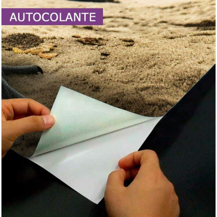 Adesivo de Porta Cena Cinematogrfica de um Dod Caminhando em Praia Tropical