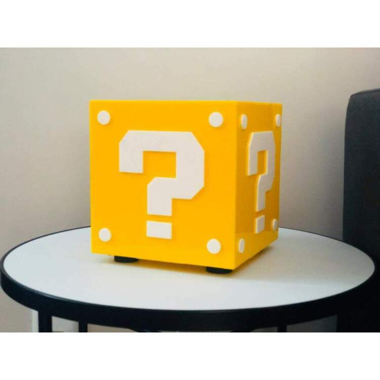 Luminria de Mesa em Formato de Bloco de Interrogao de Vdeo Game