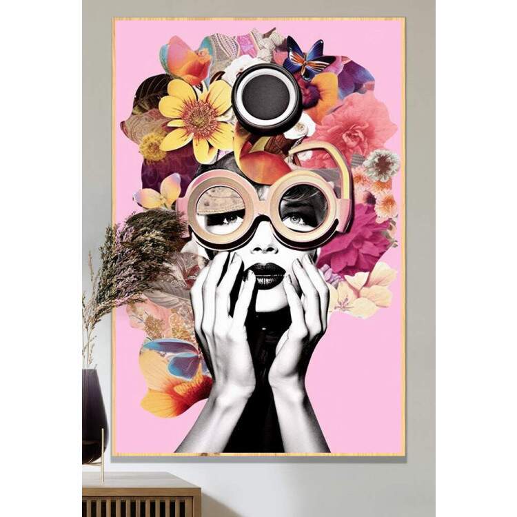 Quadro Decorativo Collage Flower com Mulher Cheia de Flores