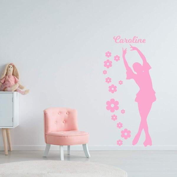 Adesivo de Parede Bailarina com Flores e Nome