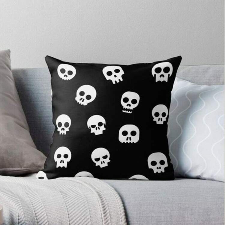 Almofada Decorativa Halloween Desenho de Caveiras