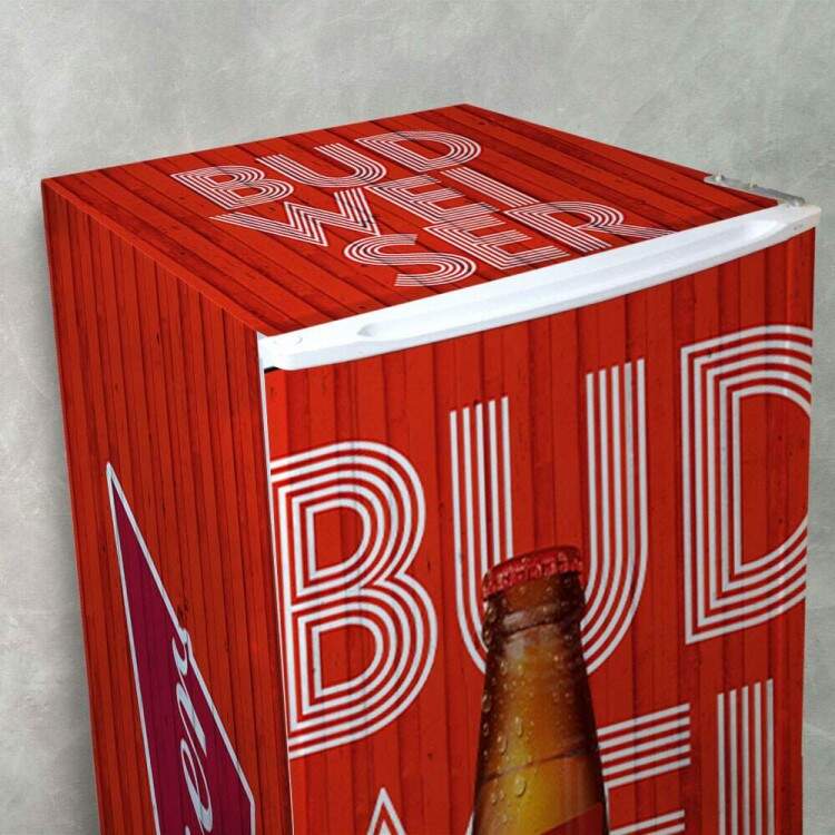 Envelopamento de Geladeira Container Vermelho de Cerveja Gelada