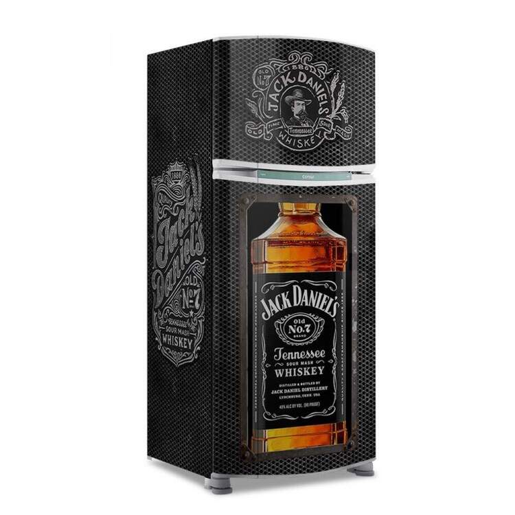 Envelopamento de Geladeira Efeito Metal e Whisky
