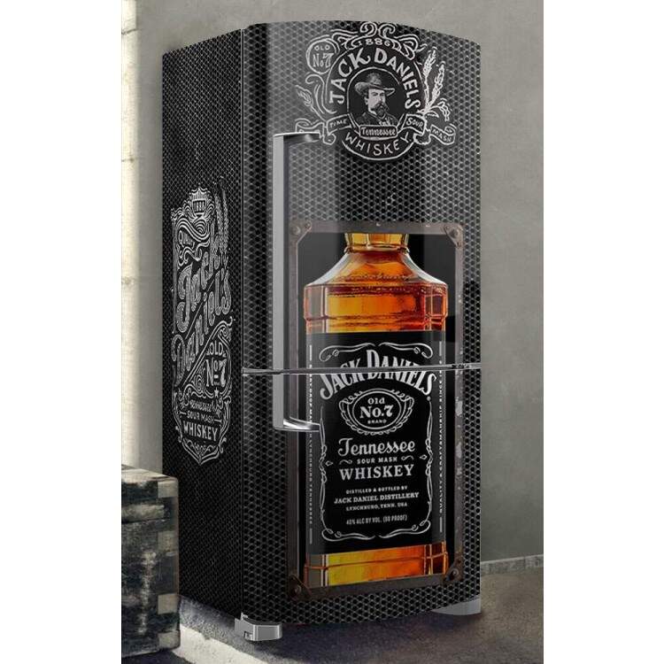 Envelopamento de Geladeira Efeito Metal e Whisky