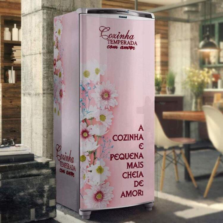 Envelopamento de Geladeira Cozinha Pequena Mas Cheia de Amor