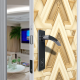 Adesivo de Porta Madeira Formatos Tri�ngulares