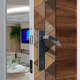 Adesivo de Porta Madeira com Tri�ngulos Geom�tricos Tons Amadeirados