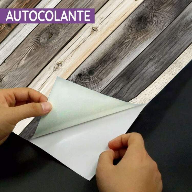 Papel de Parede Madeira Ripada com Tons de Marrom