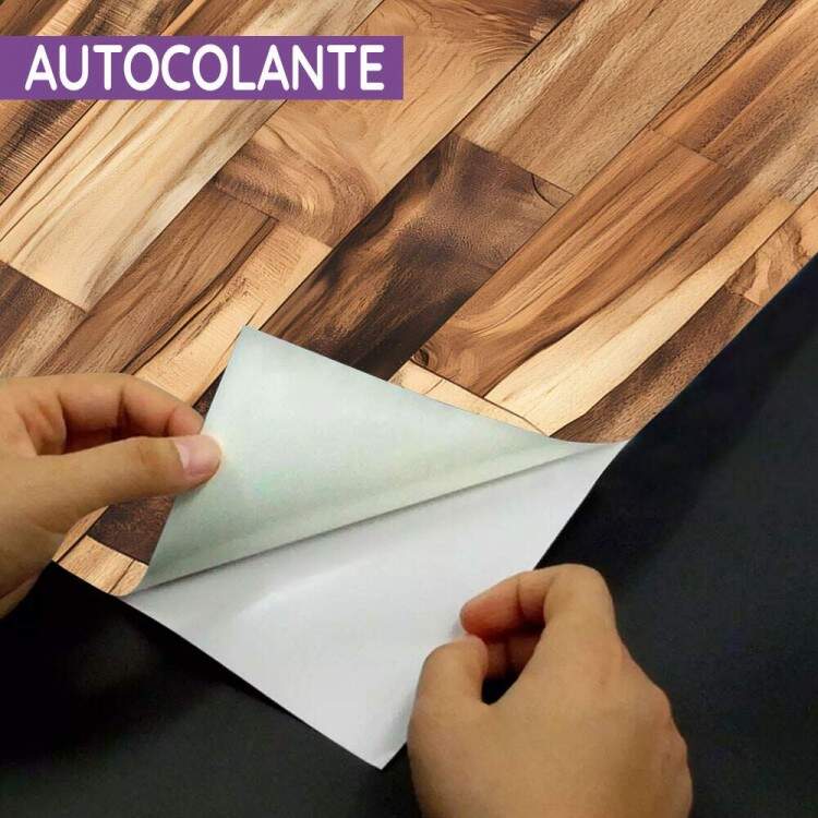 Papel de Parede Madeira Ripada com Tons de Marrom Avermelhado