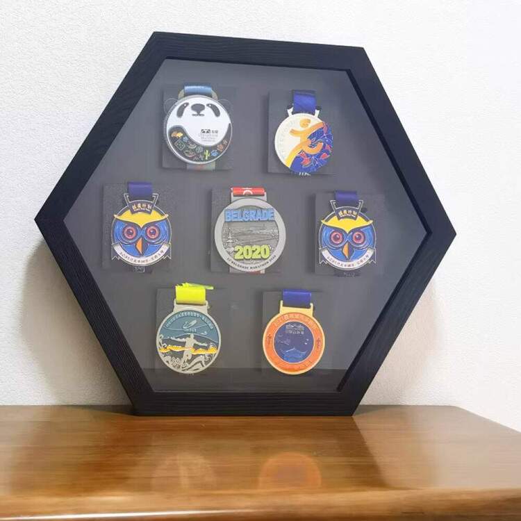 Quadro de Medalhas Exagono para 7 Medalhas 47x40x3cm