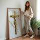 Quadro Decorativo Cristo Crucificado Com Fundo De M�rmore