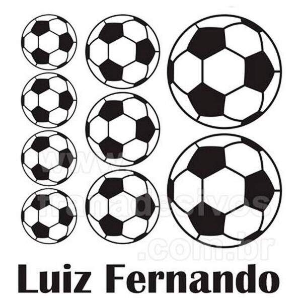 Adesivo de Parede Infantil Bolas de Futebol e Nome
