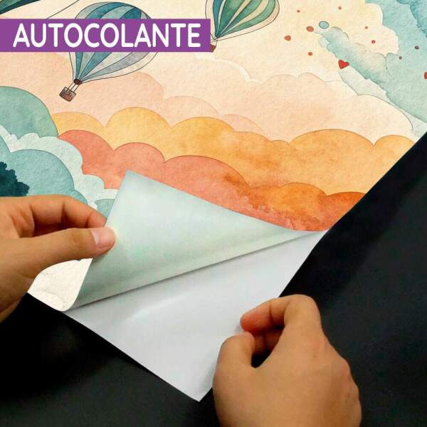 Papel de Parede para Quarto Infantil Aquarela Nuvens Coloridas Com Bales MP