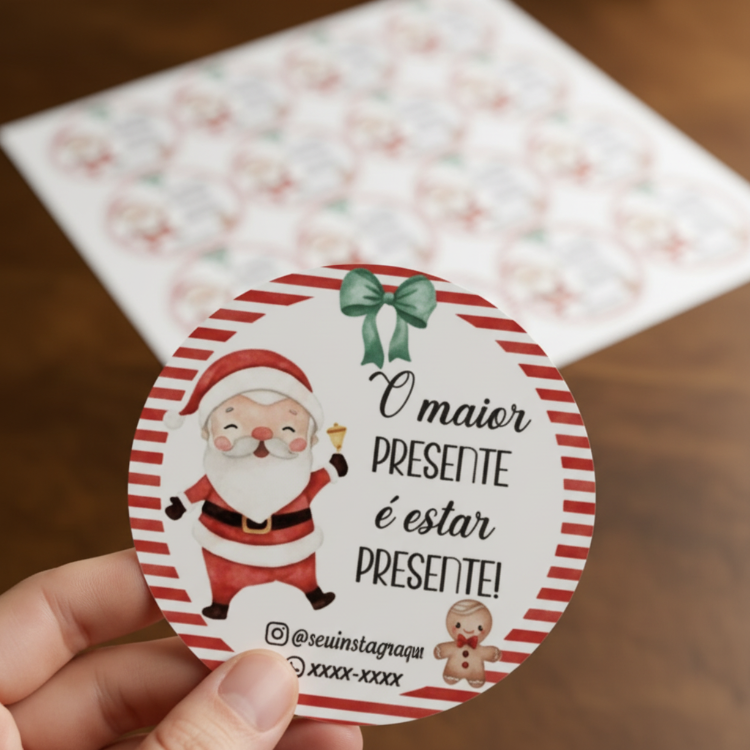 Etiquetas de Natal Redondas Personalizadas Papai Noel e Borda Listrada