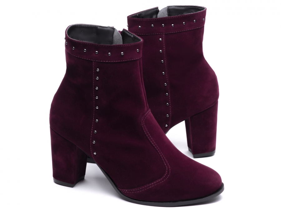 bota de cano curto camurça