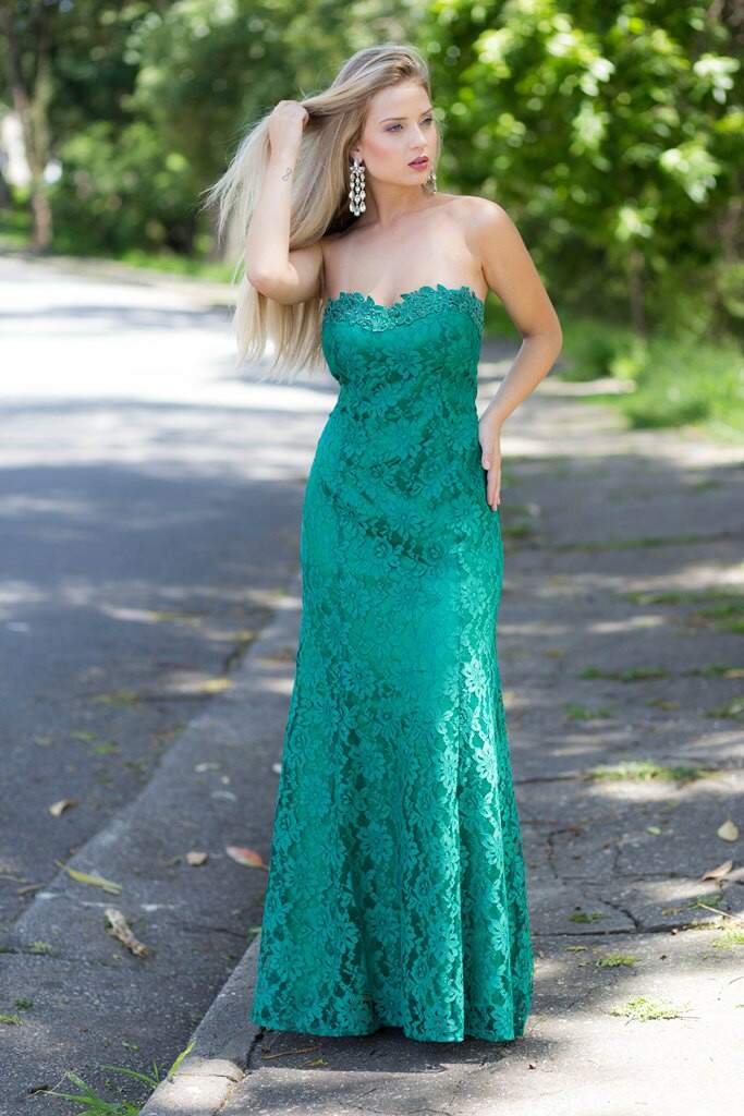 vestido de festa em renda
