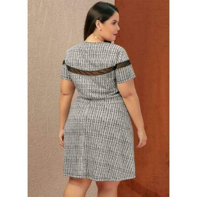 Vestido Plus Size Soltinho