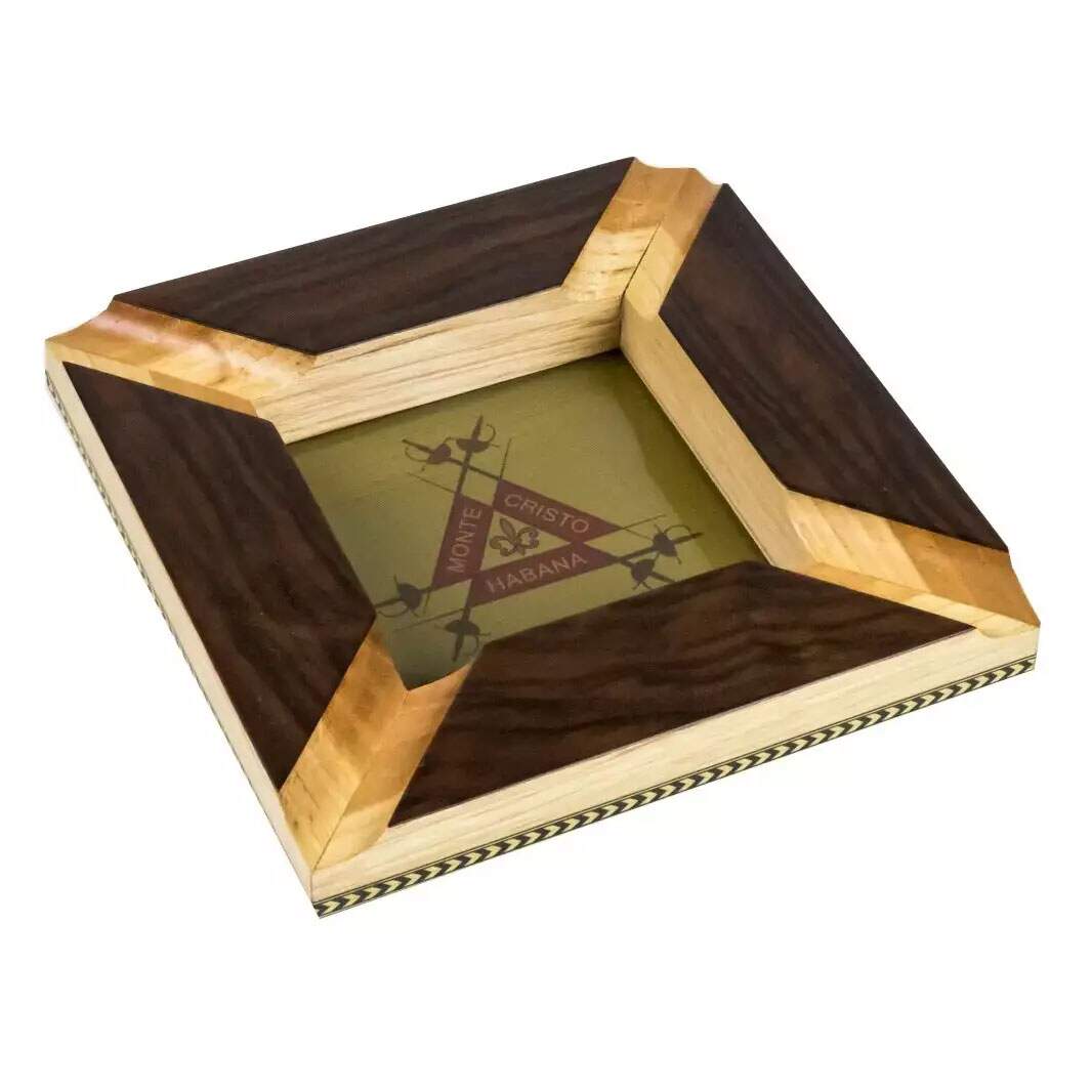 Cinzeiro para Charuto Monte Cristo Quadrado em Imbia para 4
