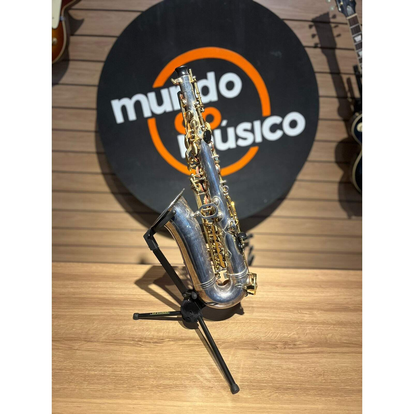 Sax Alto Jupiter 567 Silver Gold JAS567SG (Mostruário) - Mundo do