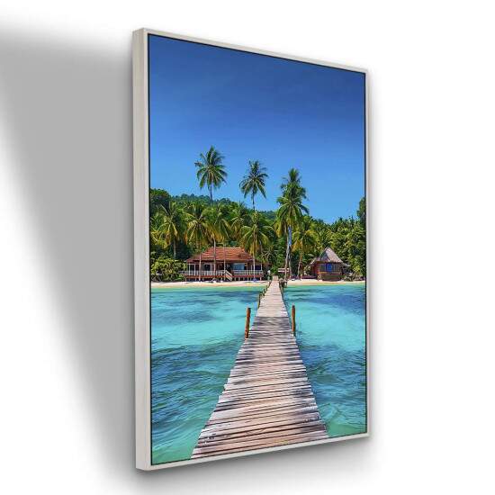 Quadro Praia Tropical com Palafita e Mar Azul Turquesa