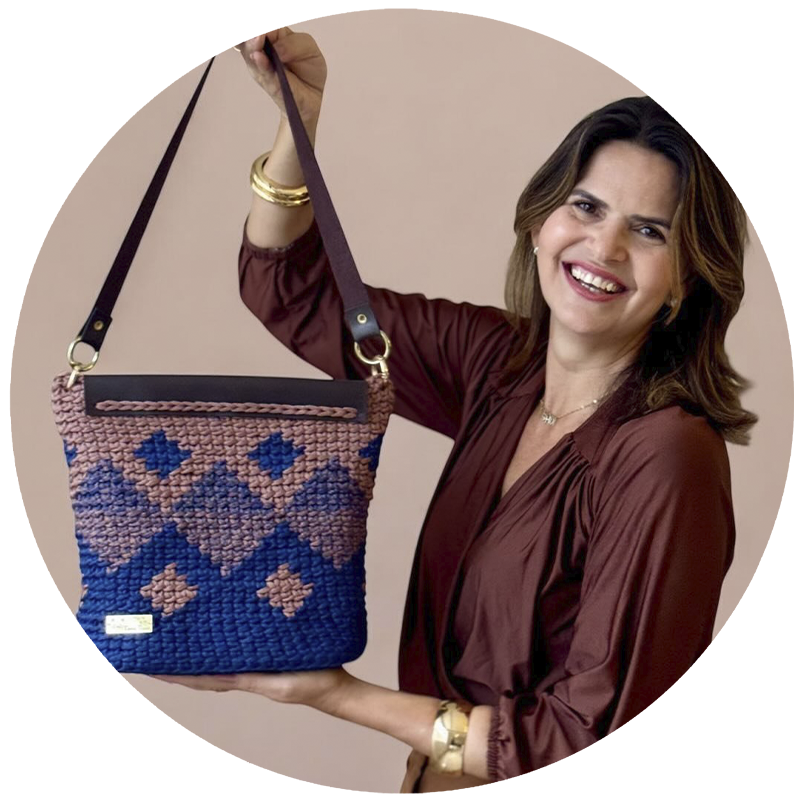 Aline Goes — Dona Miau