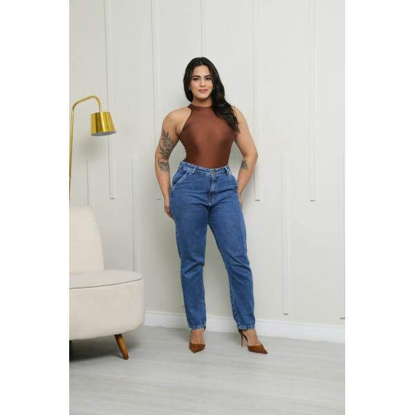 Cala Mom Jeans / bolso faca, Cintura Alta - Lavagem Sky Escuro para Estilo e Conforto