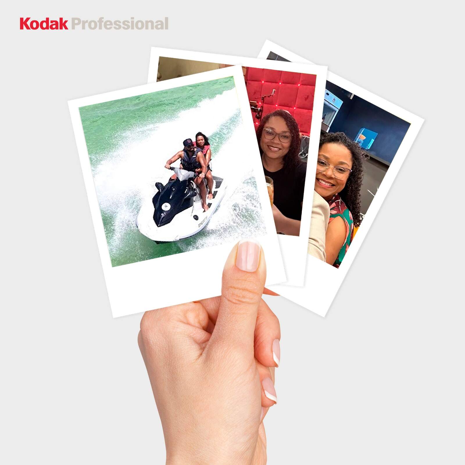 Kit de 50 Fotos Retrô com Imã - Personalize Sua Decoração | FotoCity