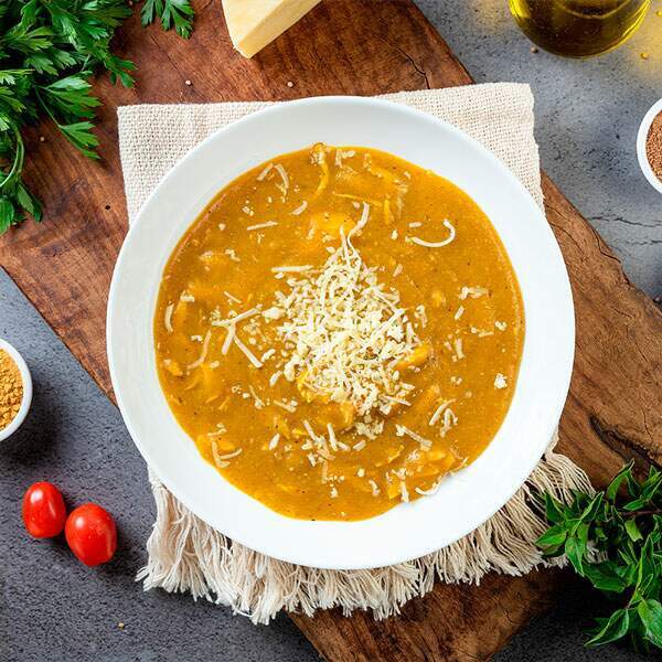 Caldo de Mandioca com Frango